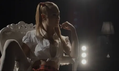 Nancy A получила работу …